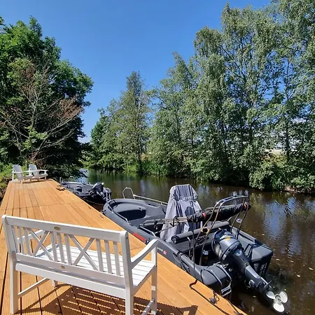 Am Fehntjer Tief Apartmán *